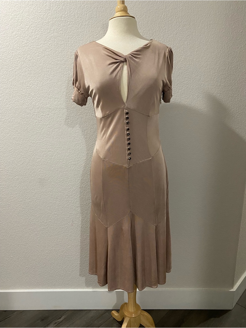 Karen Millen Taupe Twist-Keyhole Midi Dress Front Buttons Classic Retro Vintage